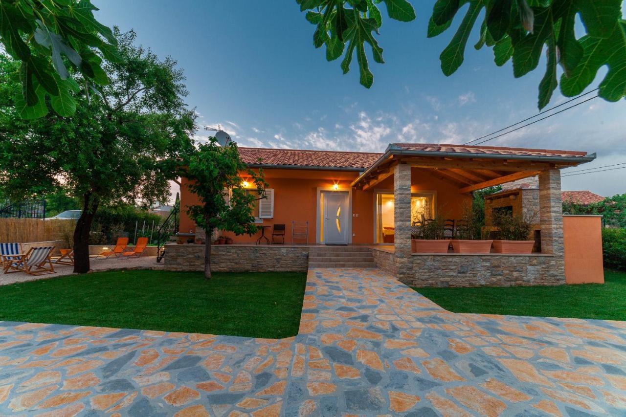 Villa Bella Casa Sukošan Esterno foto
